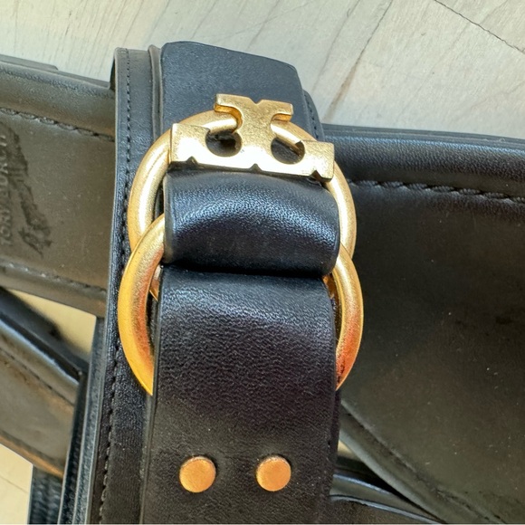 Tory Burch Marsden Flat Thong Sandal Black Leather Size 7 With Dust Bag - Picture 5 of 9